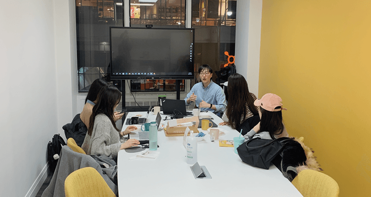 ํธ์คํธ์ด๋ฏธ์ง